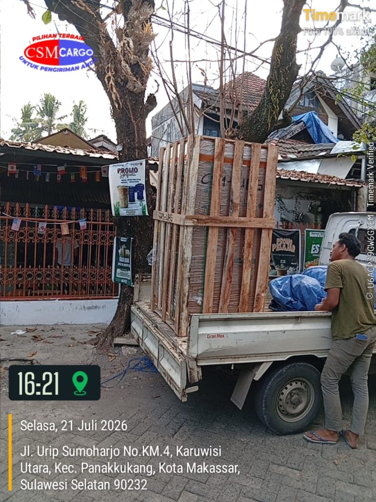 Pengiriman Barang Jakarta ke Panakkukang Makassar Menggunakan Packing Kayu | CSM Cargo